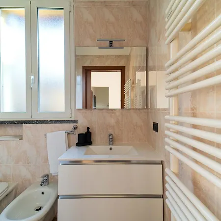 Moonlight - Getaway * Lecco